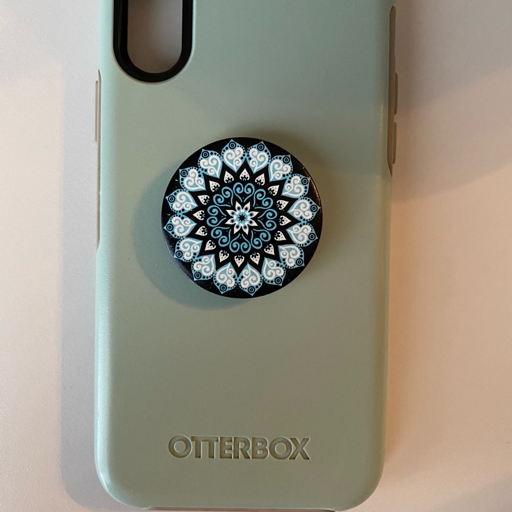 iPhone X otterbox case